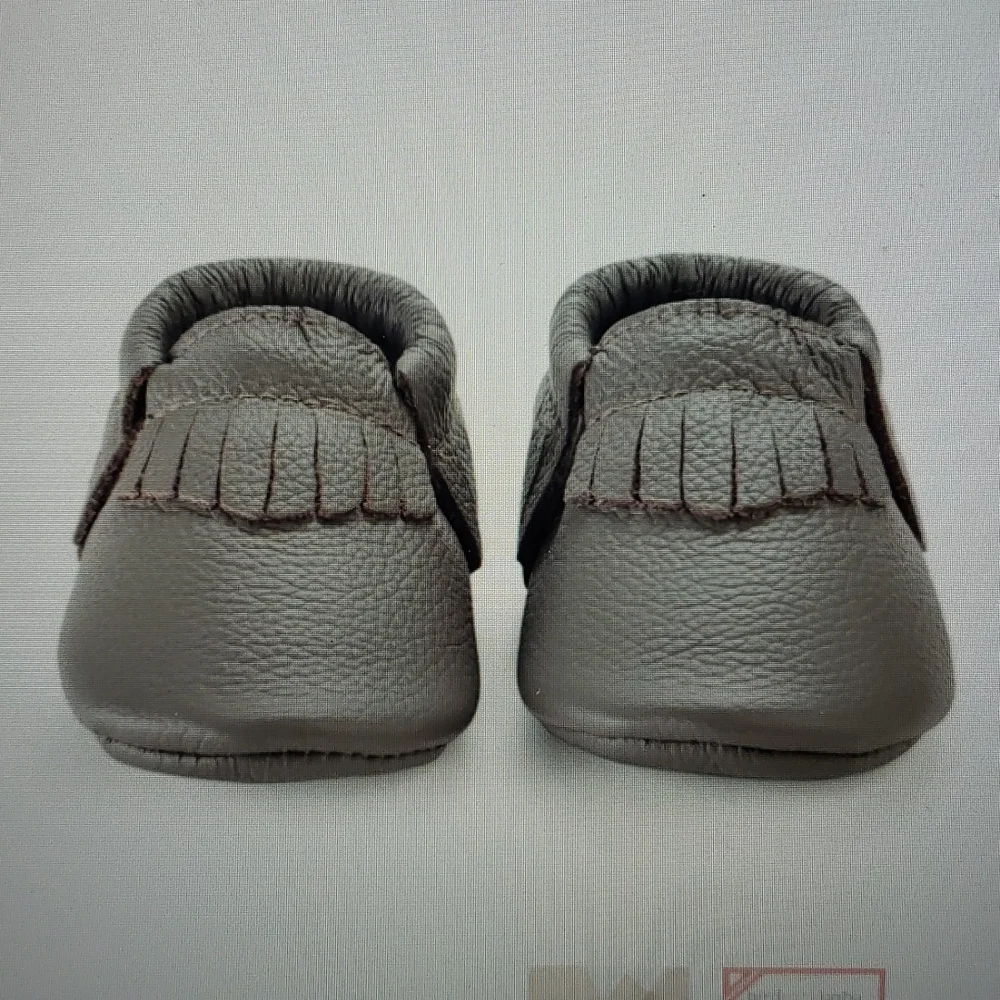 Freshly Picked Salt Flats Moccasins Sz 1